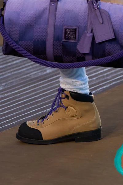 Look 75